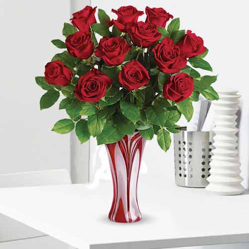 12 Royal Long Stem Red Rose Bouquet